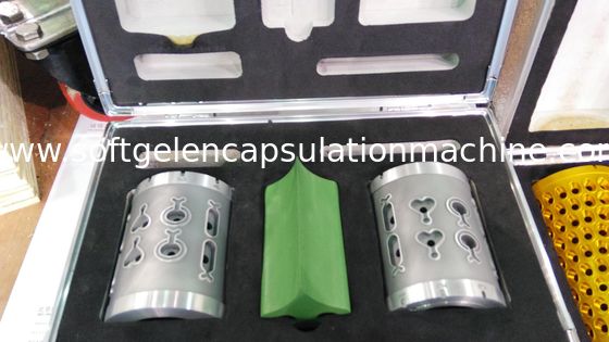 물고기 모양은 10"/12" Softgel 캡슐에 넣기 기계를 위한 목록 장식새김 캡슐 형 죽습니다